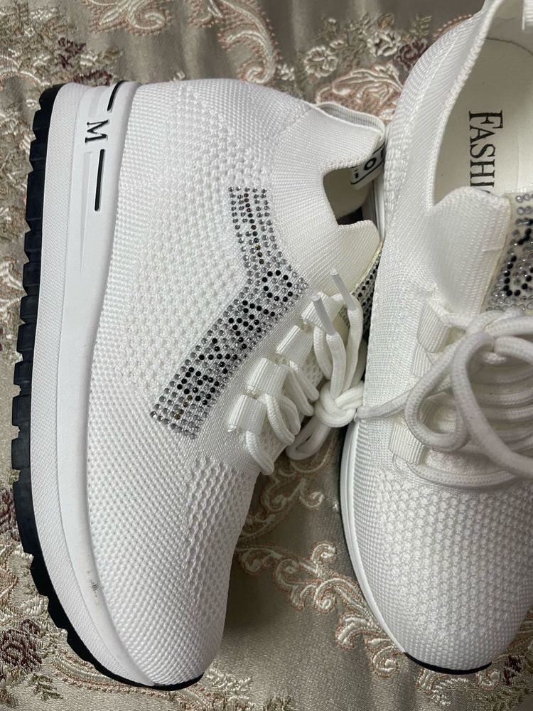 White Fashion Sneakers