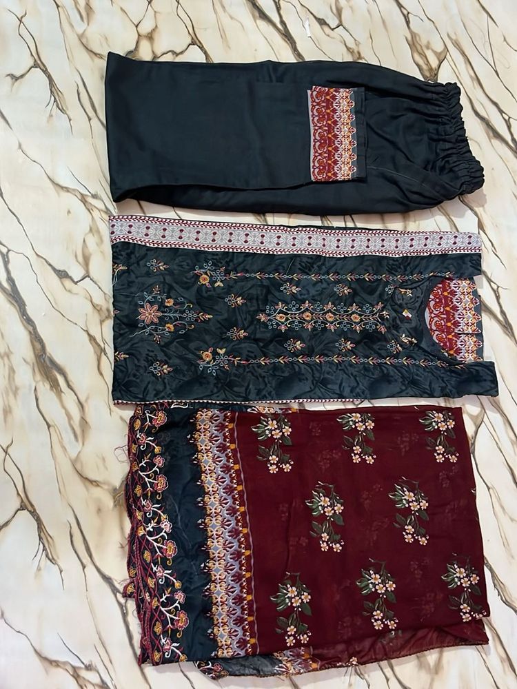 Beautiful suit set