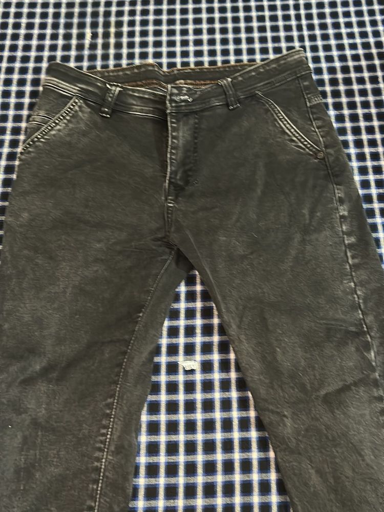 Stylish Black Denim Jeans