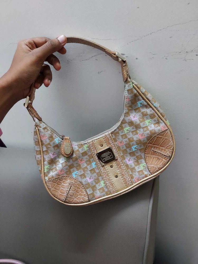 Vintage Liz Clajborne mini baguette
