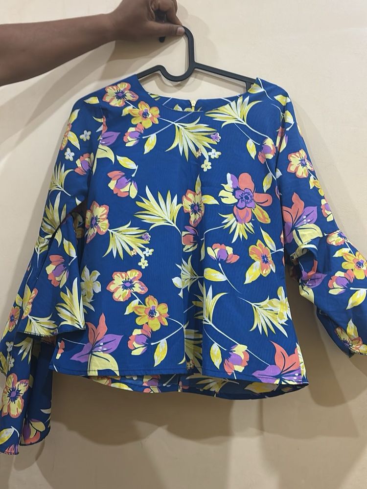 Floral print Navy blue top Women
