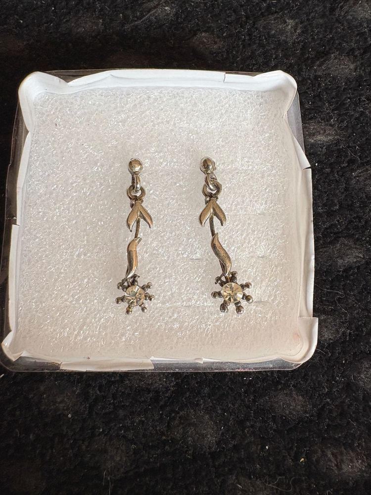 Floral Drop Earrings