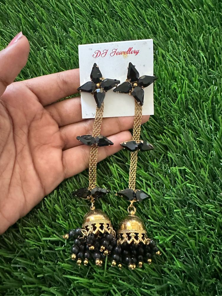 Elegant Black Jhumka Earrings