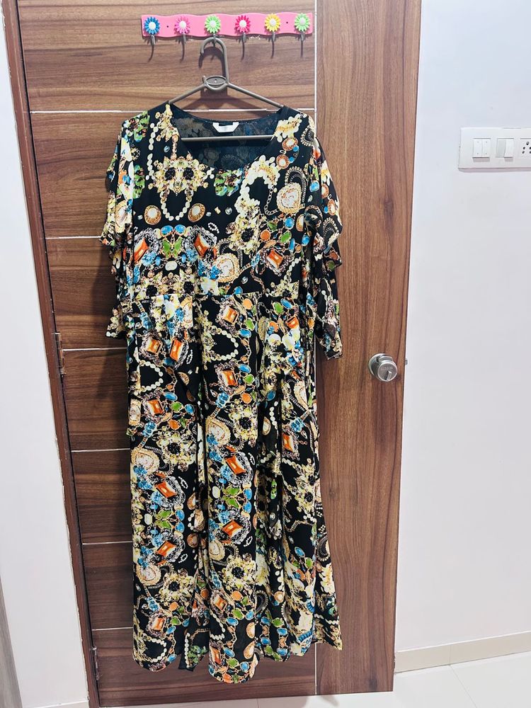 Elegant Black Printed Maxi Dress