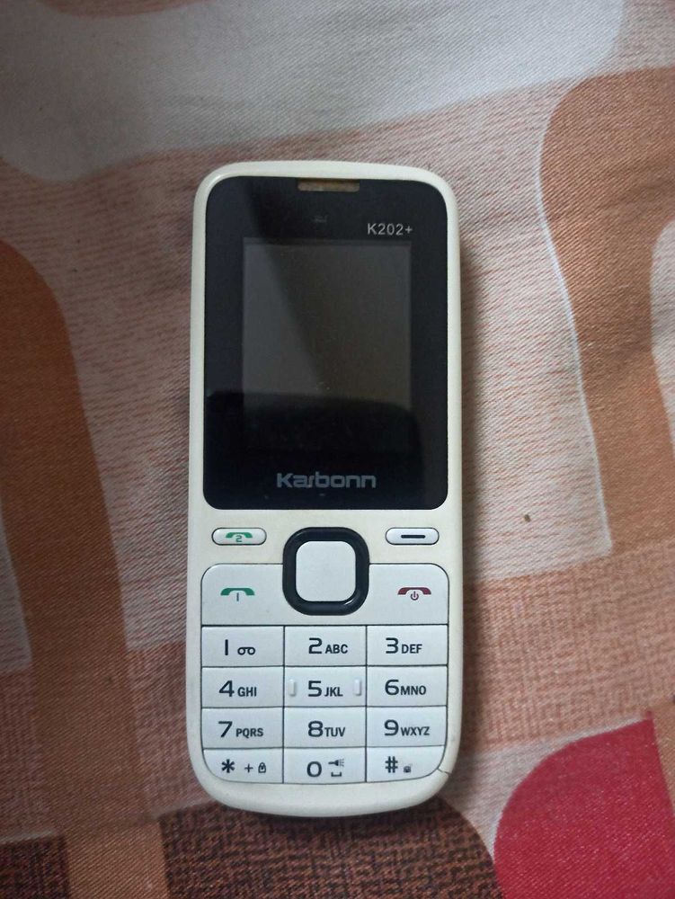 Karbonn K202+ Feature Phone
