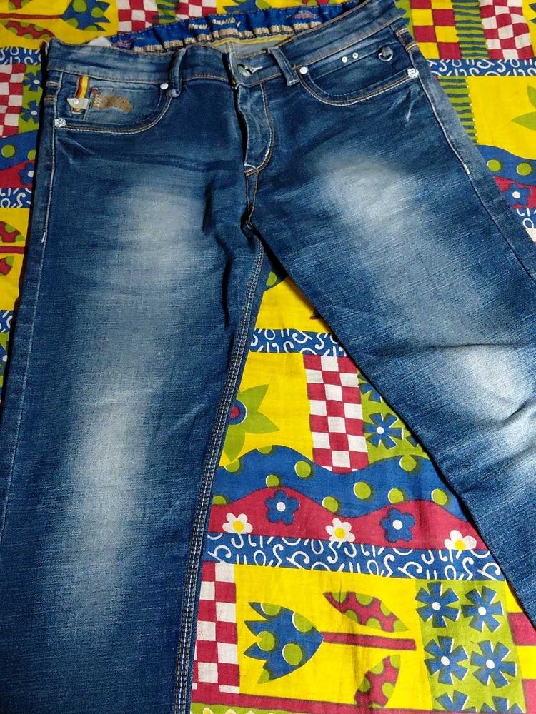 Stylish Blue Denim Jeans like new