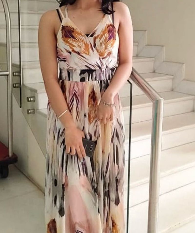 Pretty floral Maxi Dress