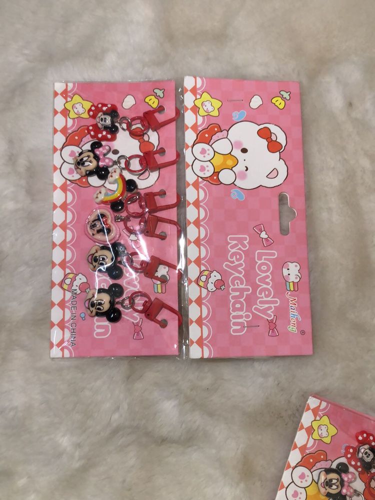 Cute Minnie Mouse Keychain Set