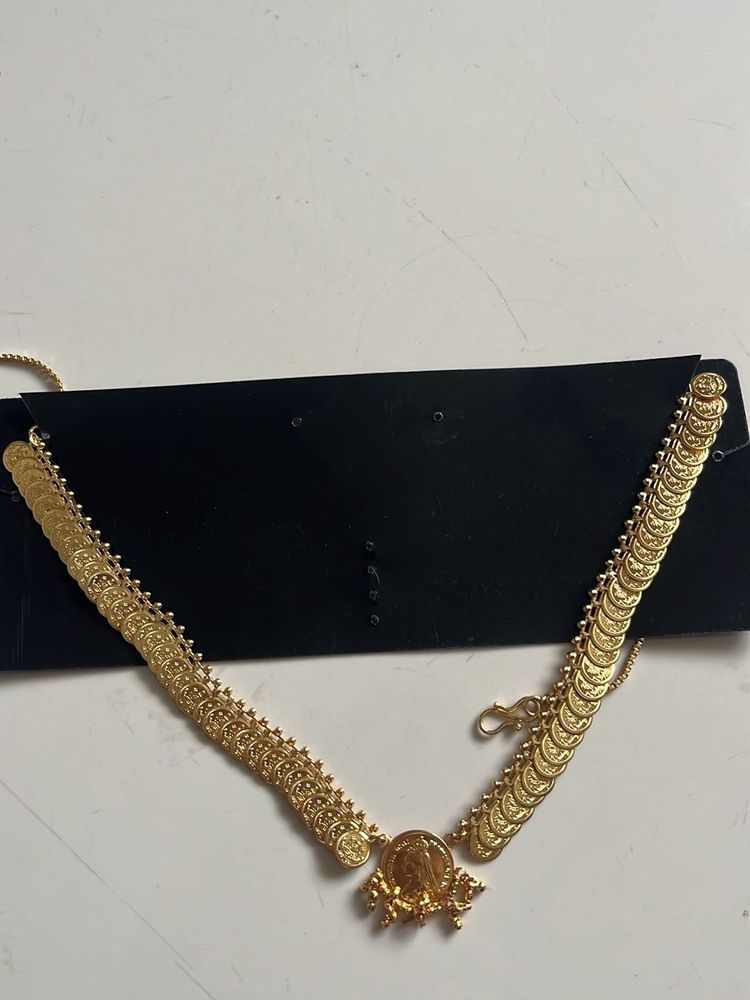 Elegant Gold Coin Necklace