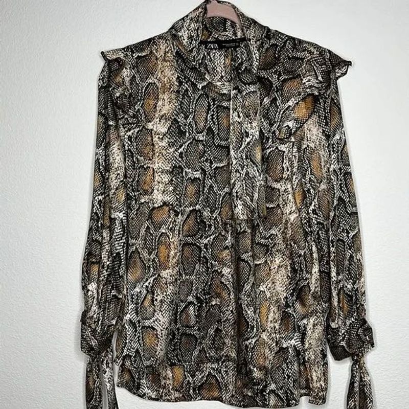 Animal Print Long Sleeve Top