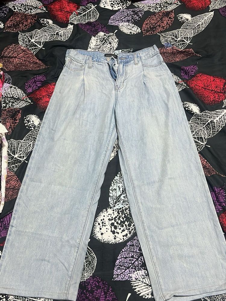 Light Wash Wide Leg Baggy Jeans