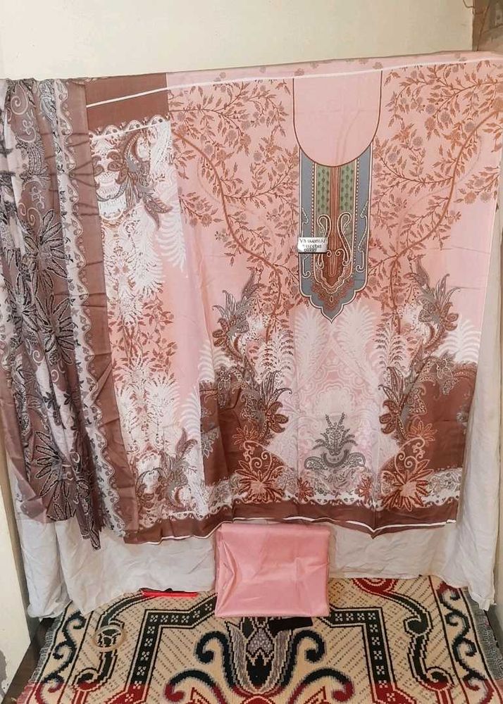 Pakistani printed suit