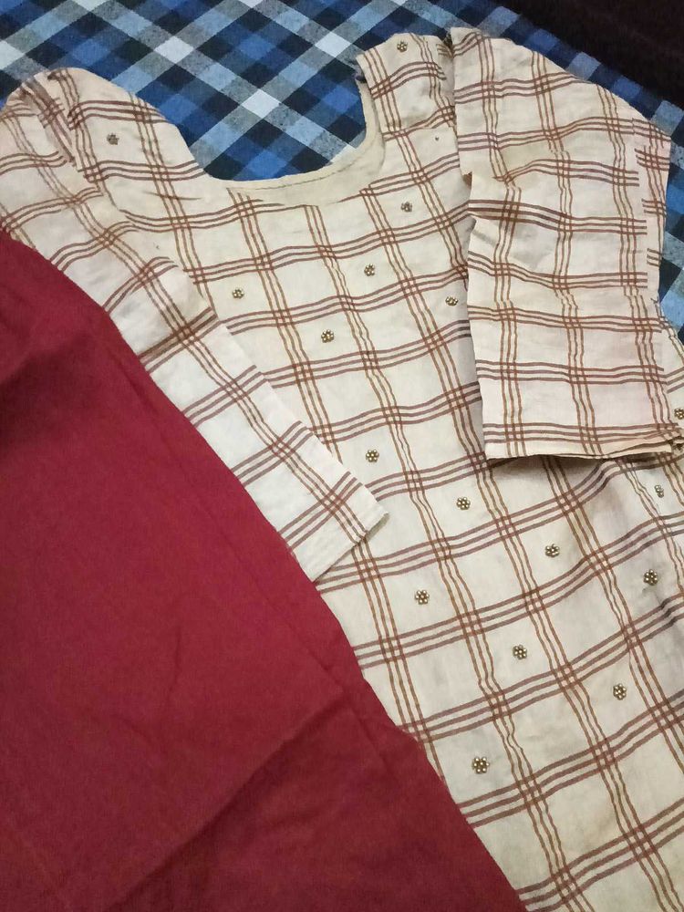 Maroon Checked Kurta with pant 🎀