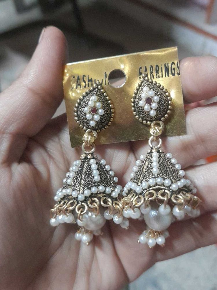 Elegant Jhumka Earrings with Pearls