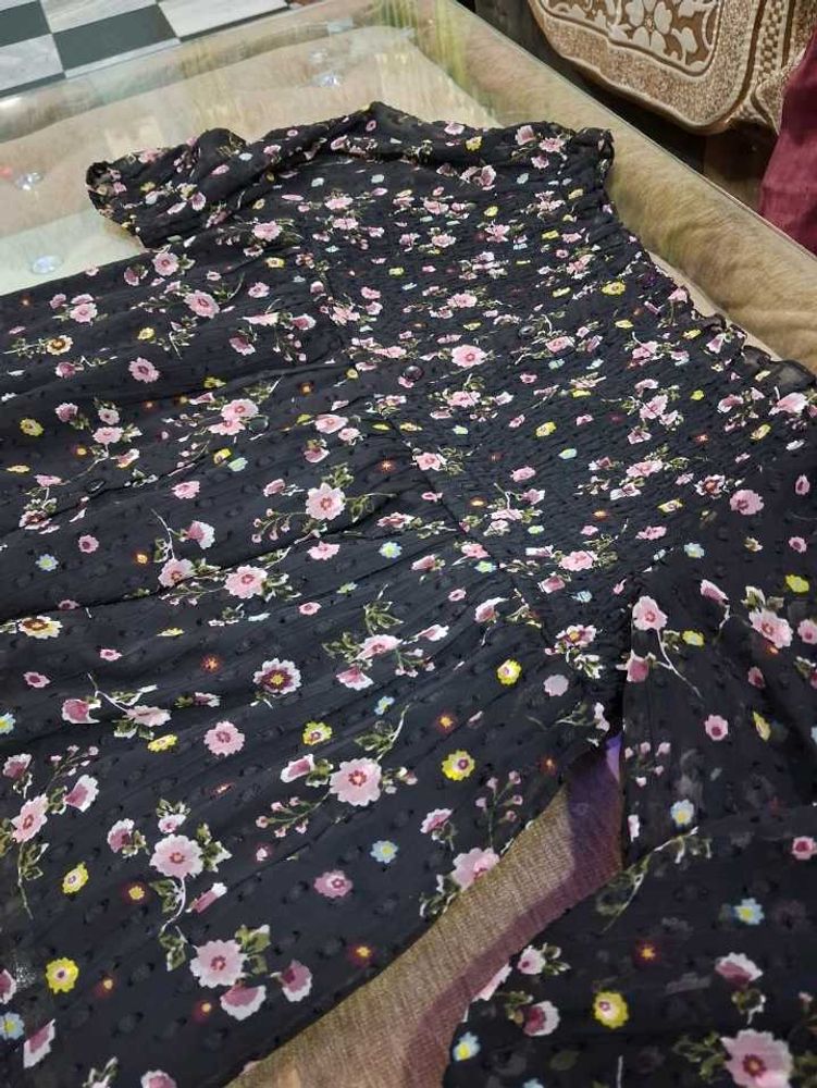 Chic Floral Print top