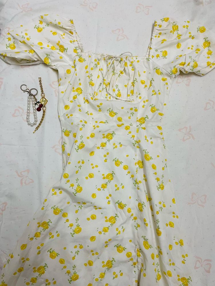 Cute Yellow Floral Puff Sleeve Dress