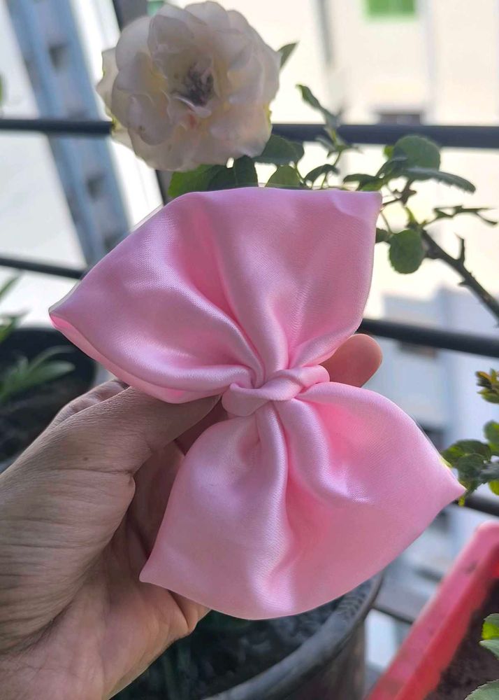Pink Bow 🩷