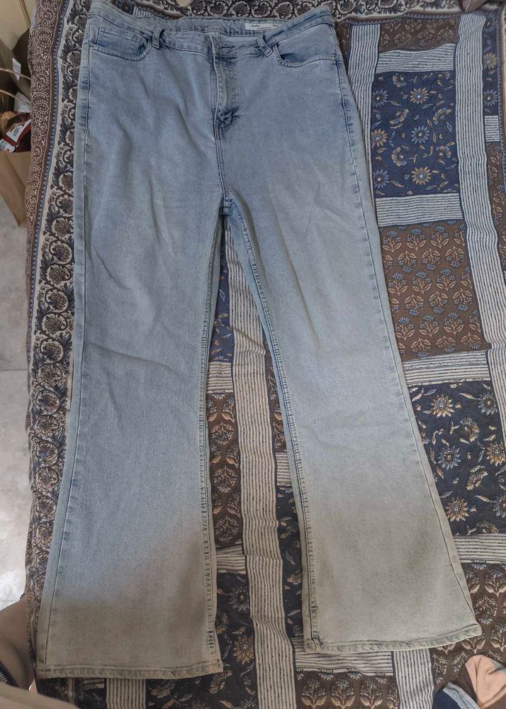 Light Wash Flare bootcut jeans
