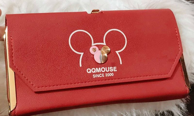combo White Furry Handbag Micky clutch ❤️