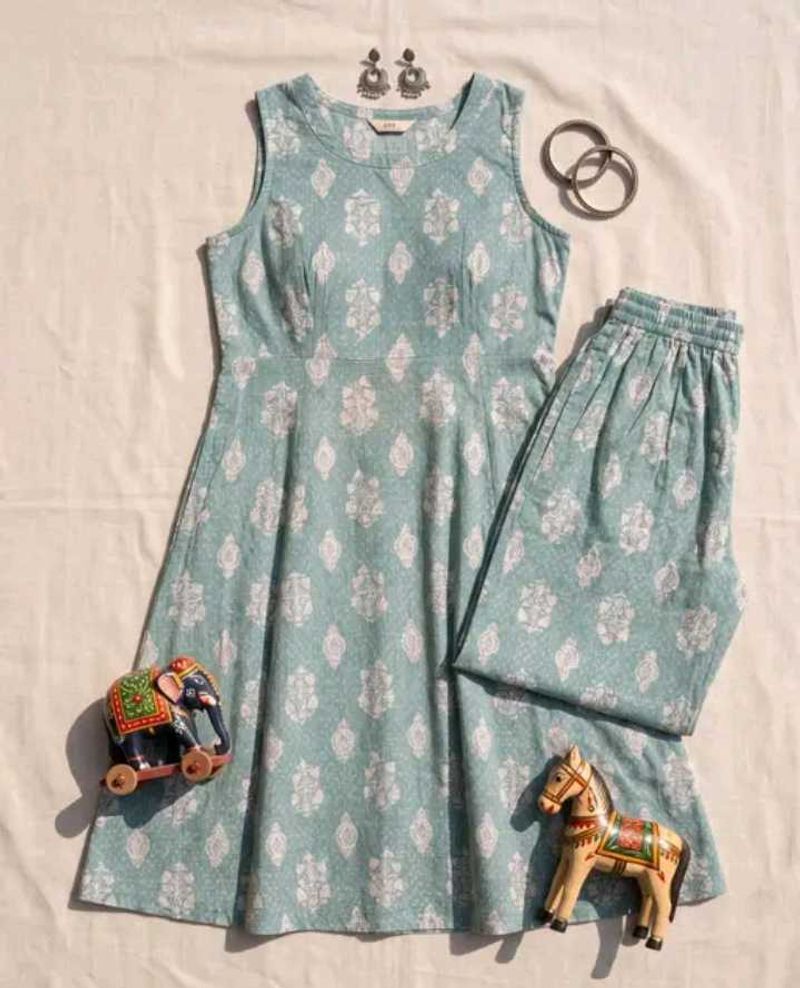 Elegant Teal Kurta Set