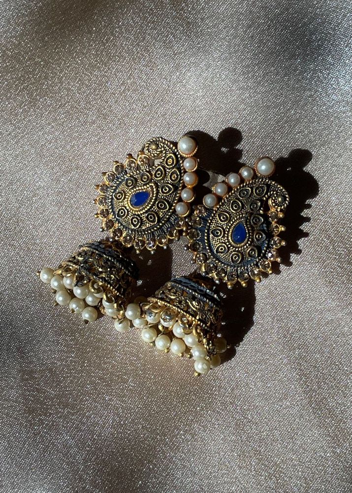 Elegant Jhumka Earrings with Pearls