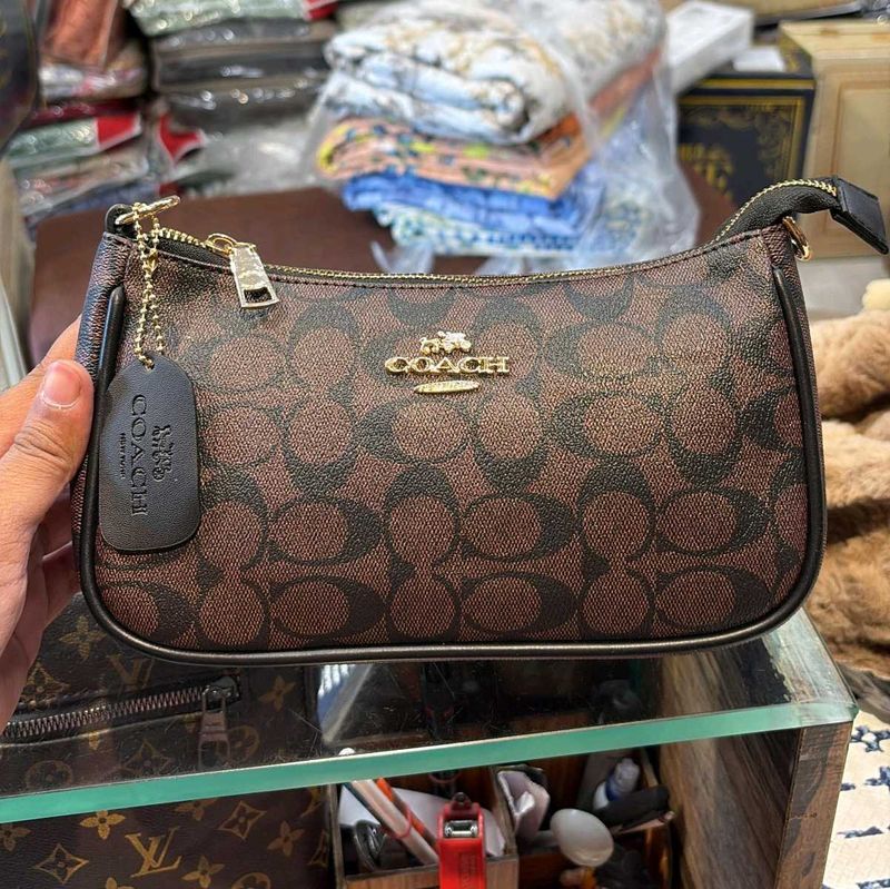 Coach shoulder bag