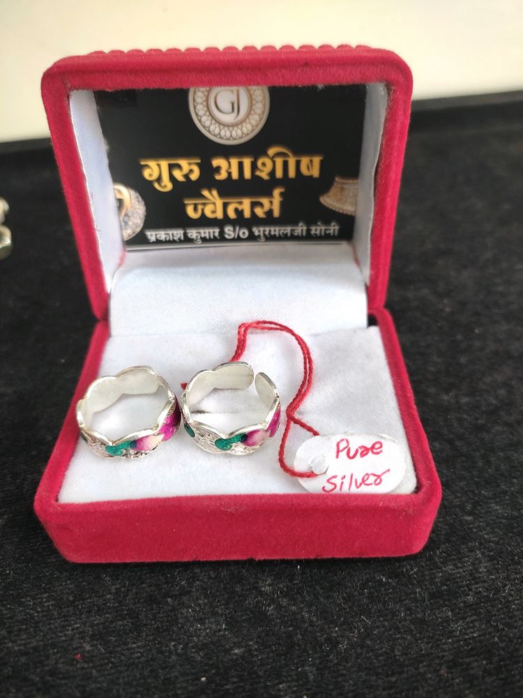 Rounds Toerings Pure Silver (Wt-: 4.300gram)