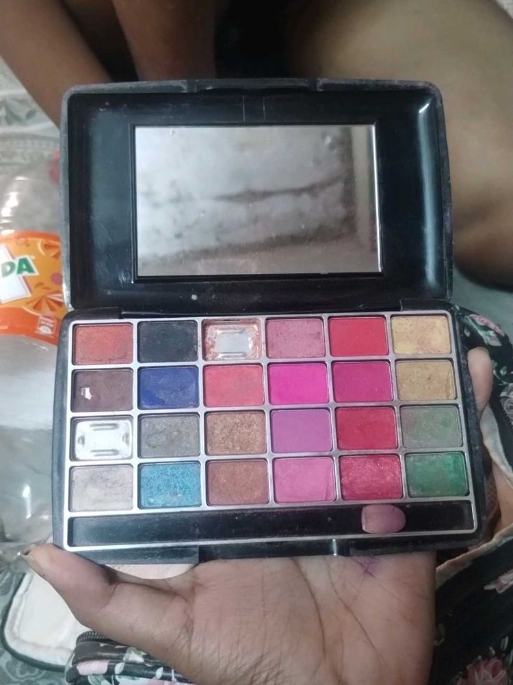 Multi-Color Eyeshadow Palette