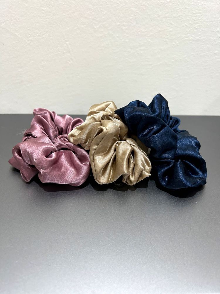 Satin Scrunchie (Set of 3)
