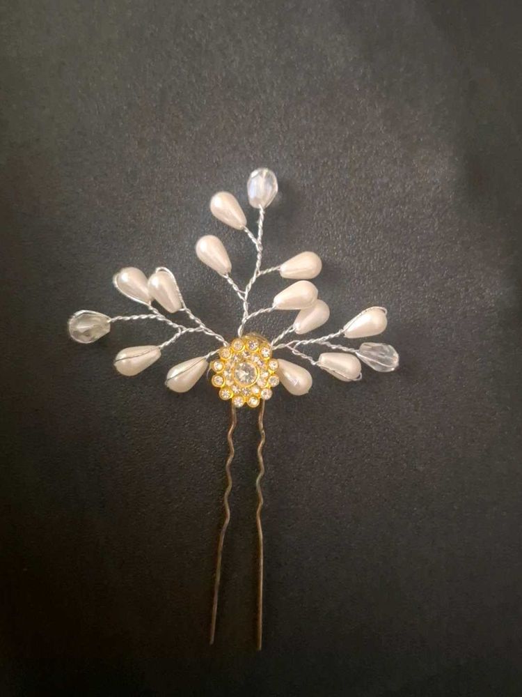 Elegant Beaded Hair Pin