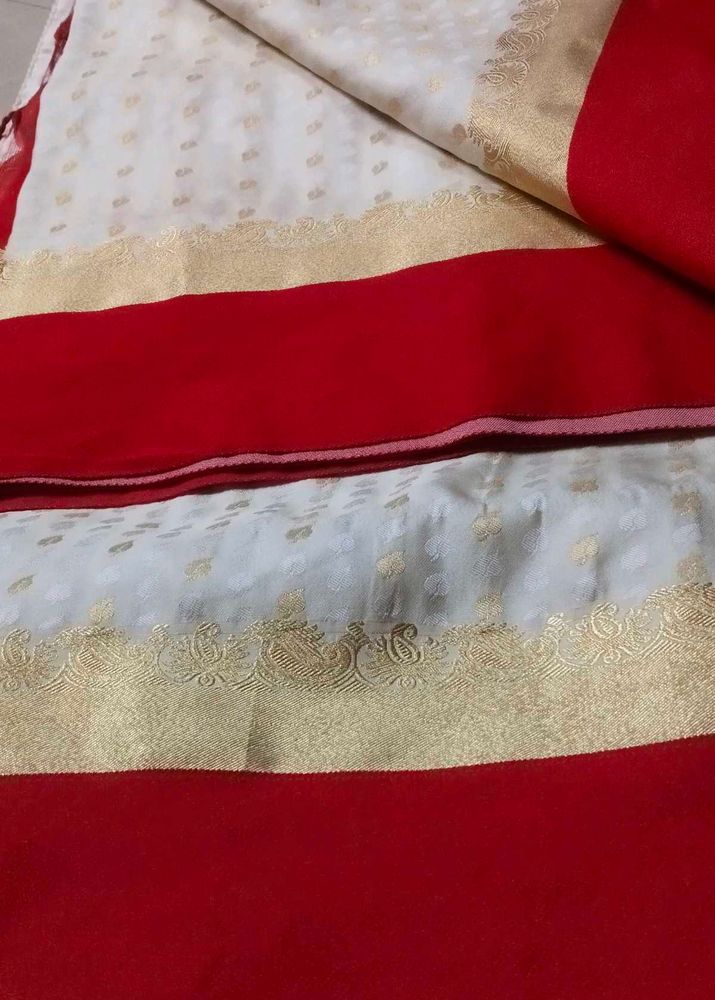 Elegant White &amp; Red Saree with Gold Border