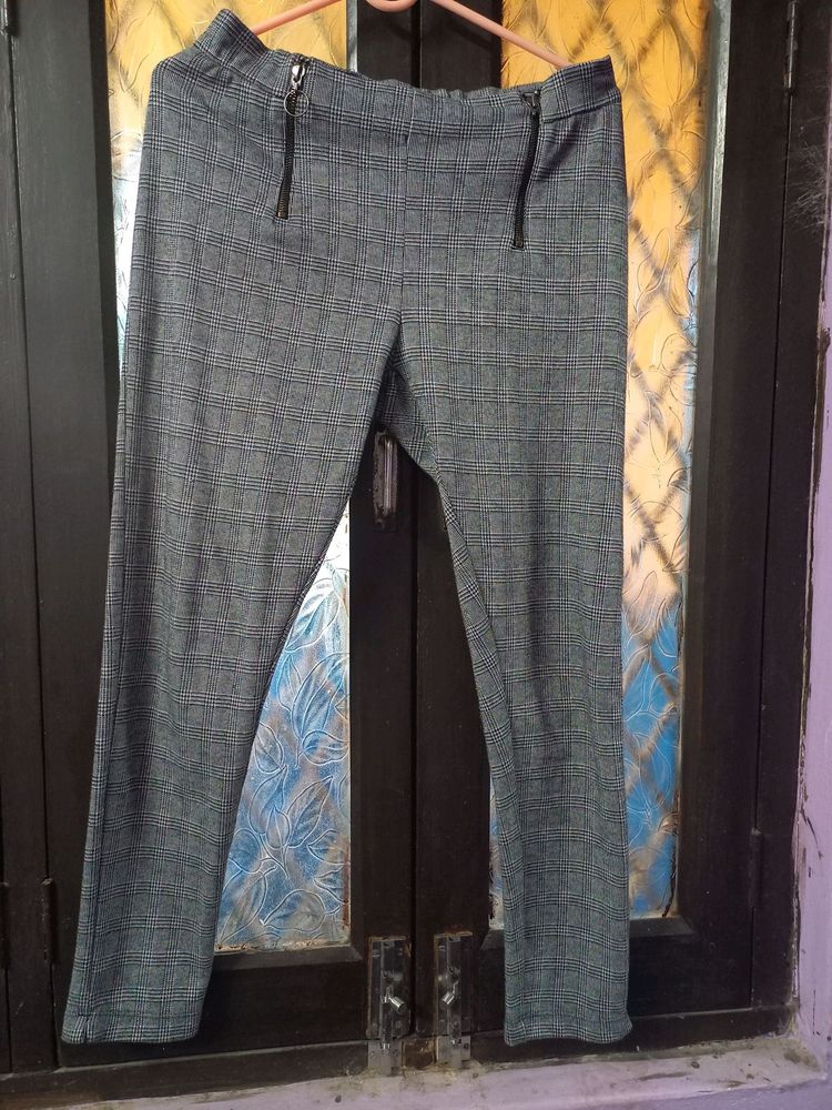 checkered comfortable jegging/pants