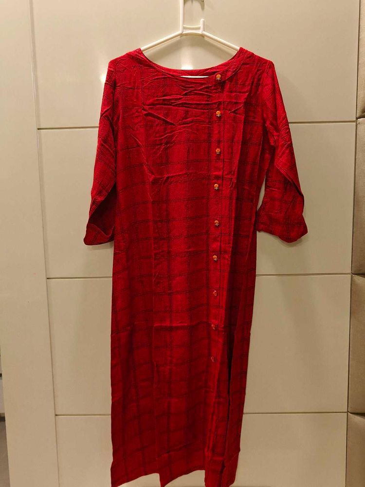hand embroidery kurta in M