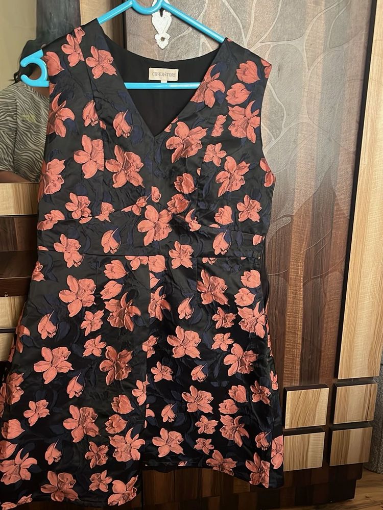 Floral Print Sleeveless Dress
