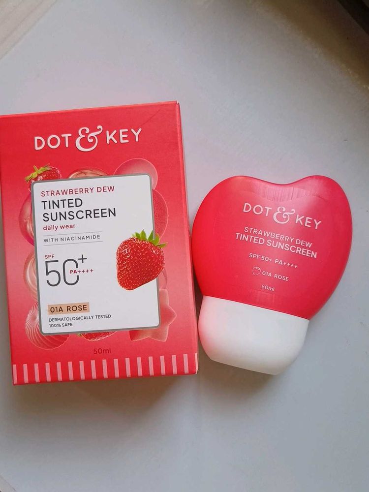 DOT &amp; KEY Strawberry Dew Tinted Sunscreen SPF 50
