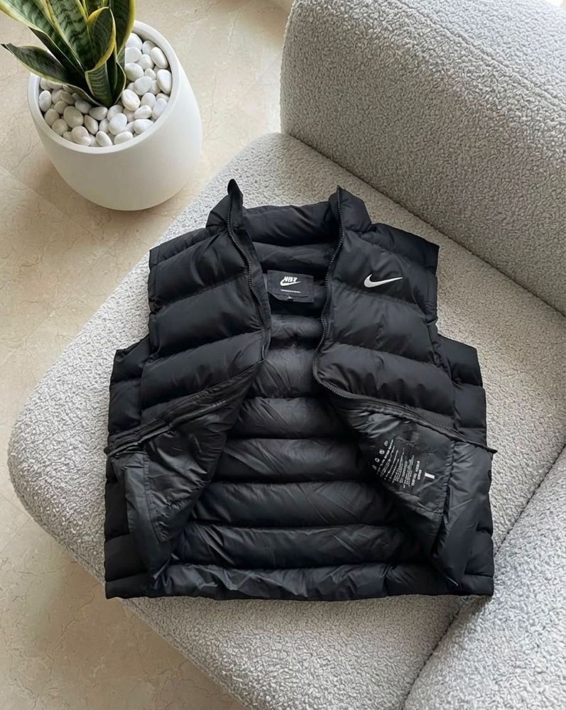 Nike Puffer Vest