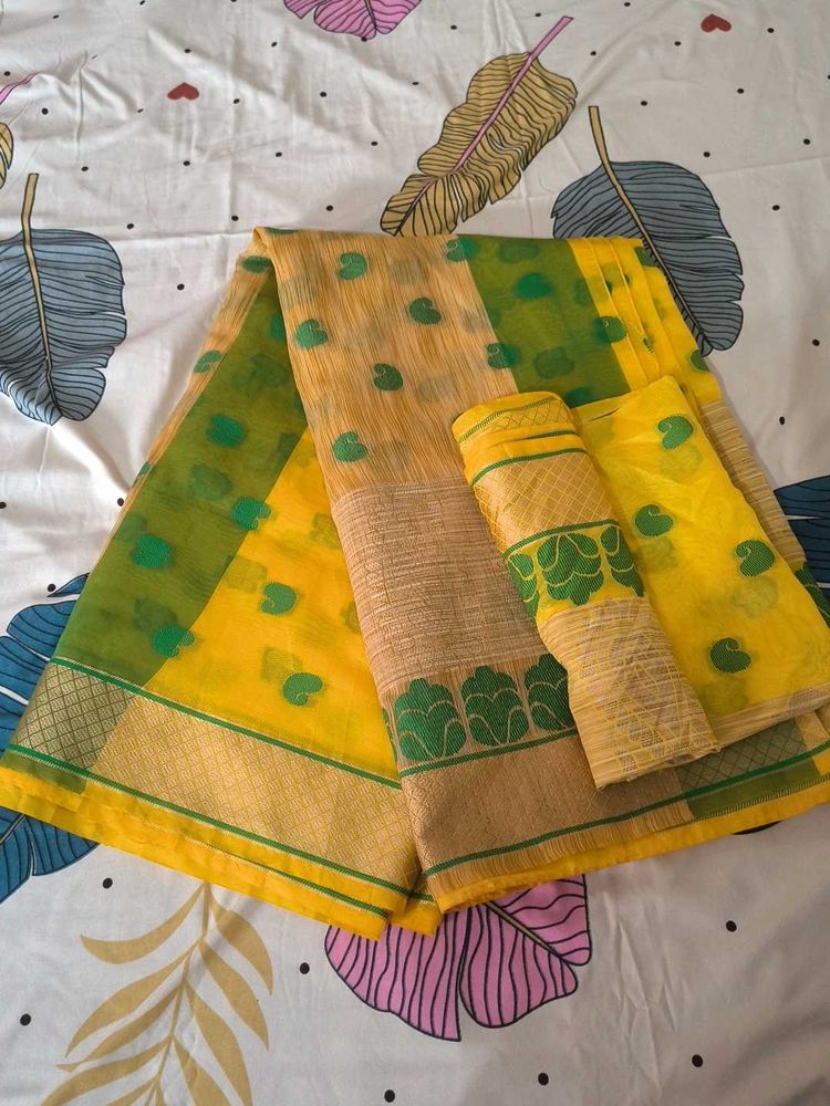 Yellow &amp; Green Cotton Saree