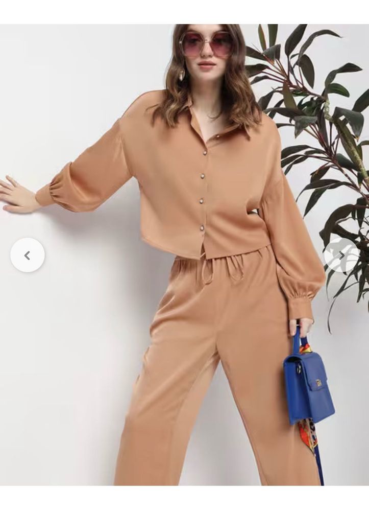 🌸Vero Moda slim-fit shirt
