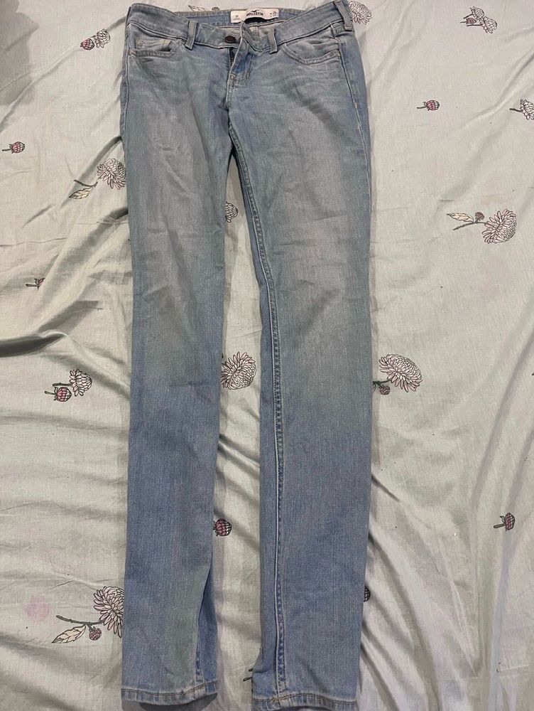 Hollister Jeans (RESELLING)