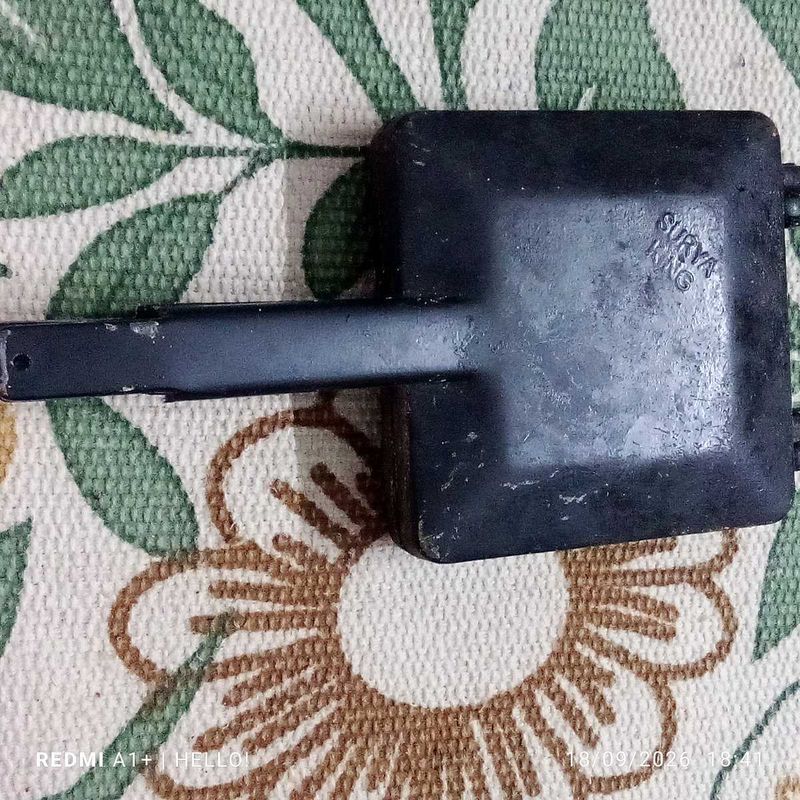 Vintage Sandwich Maker