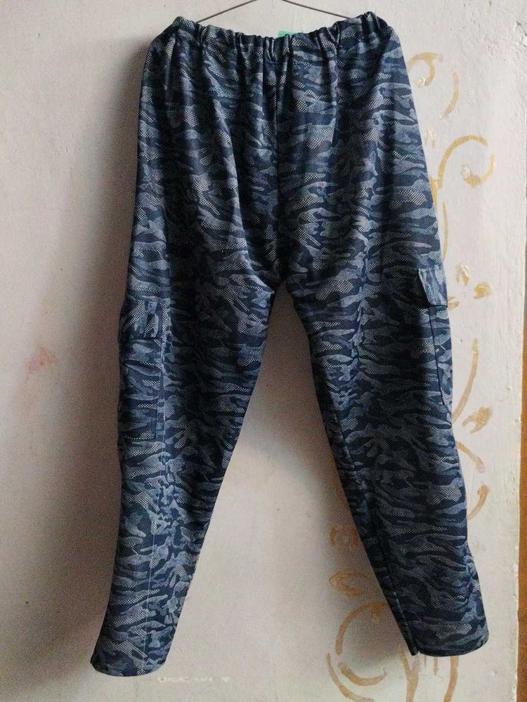 Stylish Camouflage Print Cargo Pants