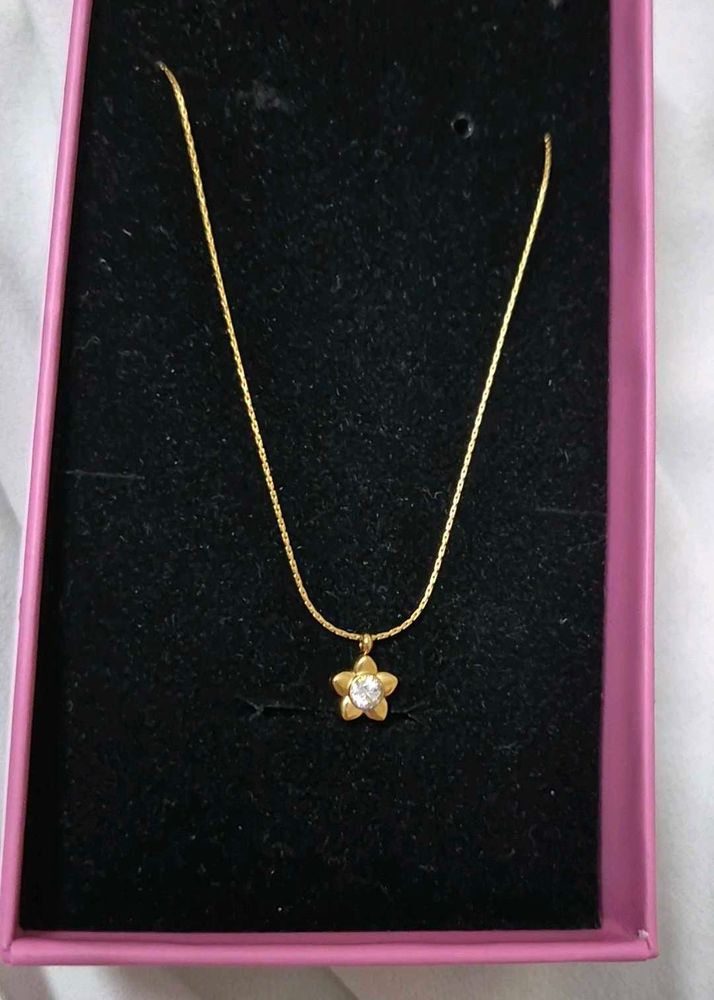 Delicate Gold Flower Necklace with Crystal