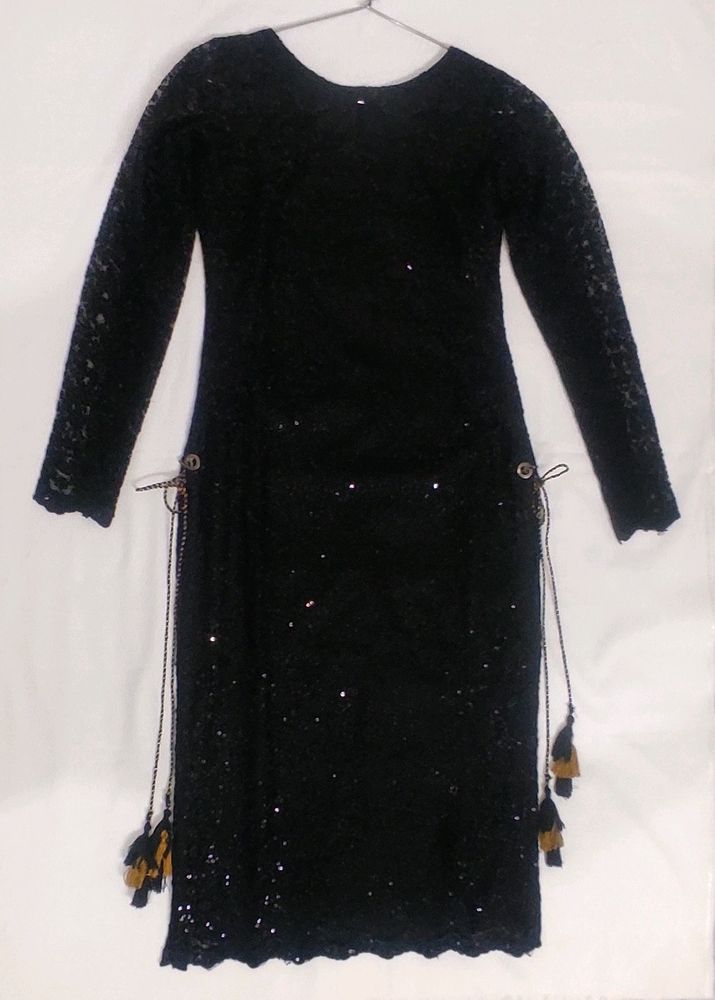 Black Floral Net Kurta (Women)