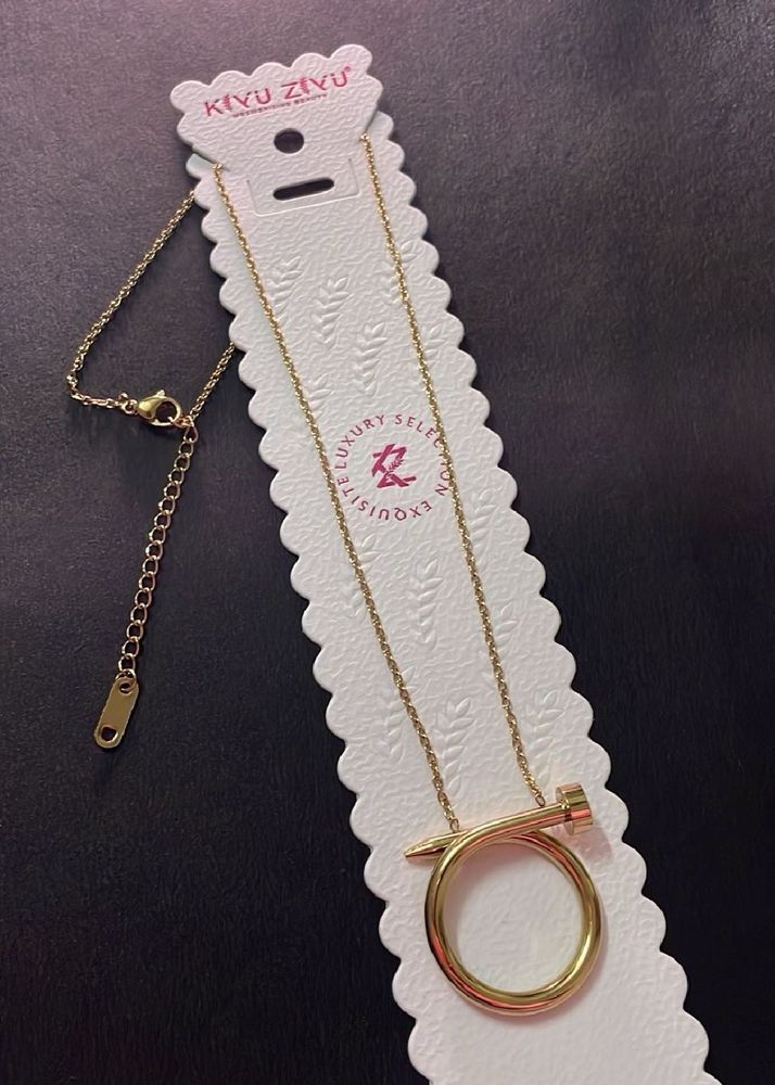 Elegant Gold Nail Ring Pendant Necklace
