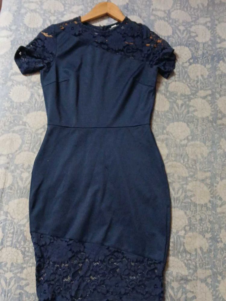 Elegant Navy Lace Detail Dress