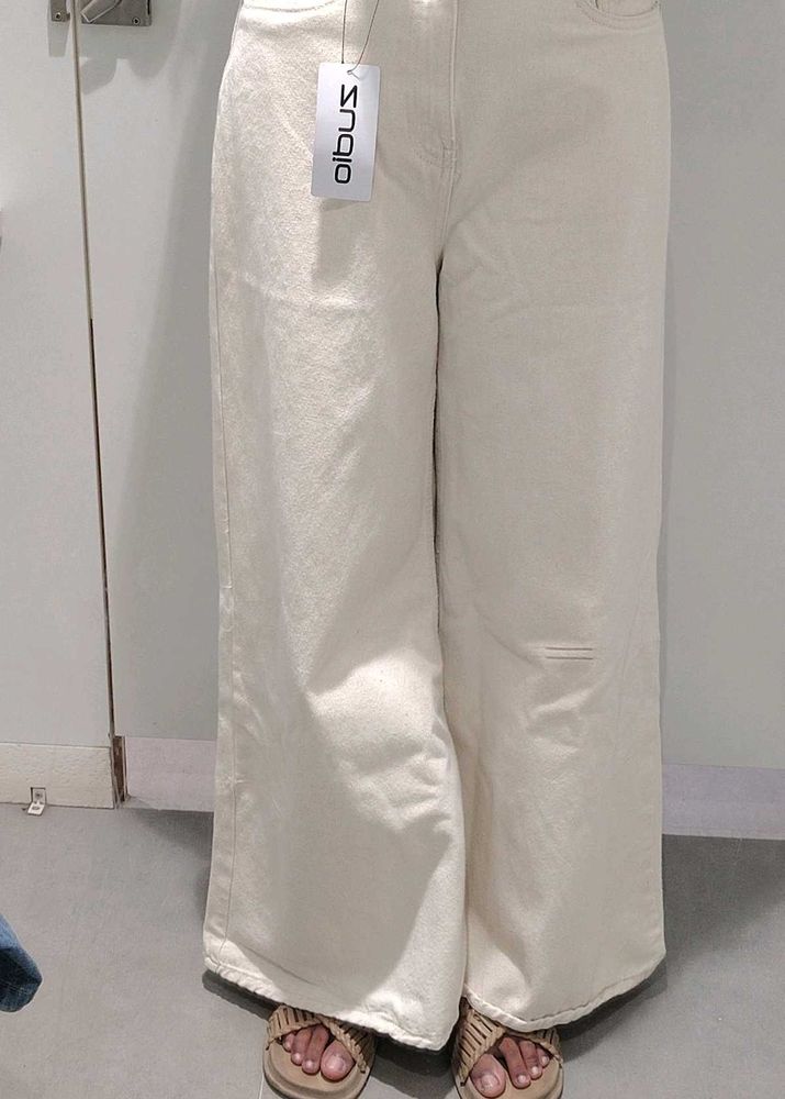 Zudio Cream Wide-Leg jeans