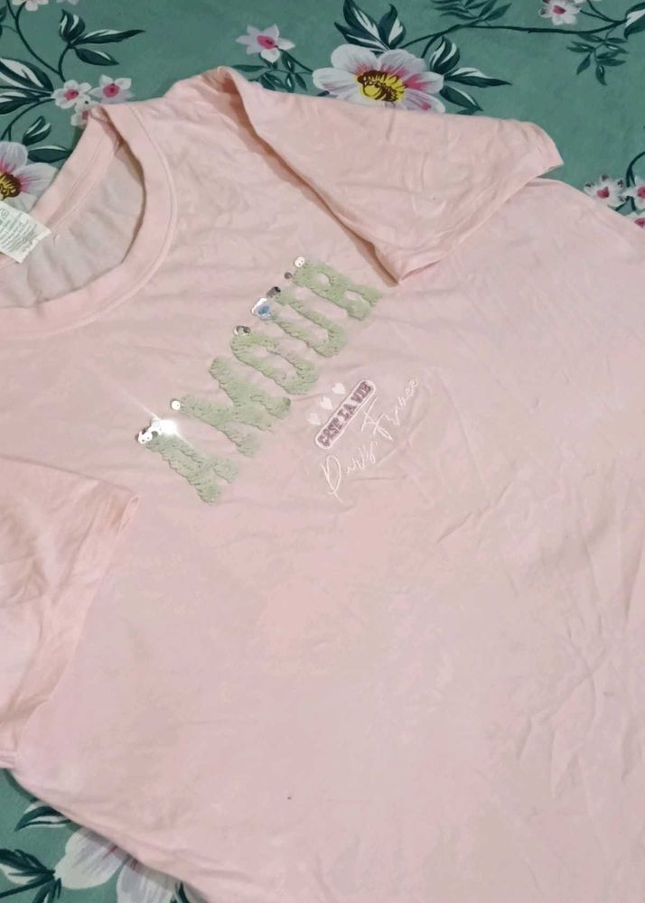 Pink cute T-Shirt 🩷