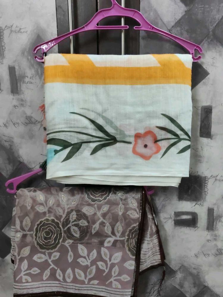 Beautiful Floral Print Saree