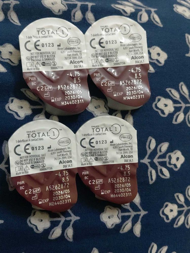 Dailies Total 2 pairs of Contact Lenses