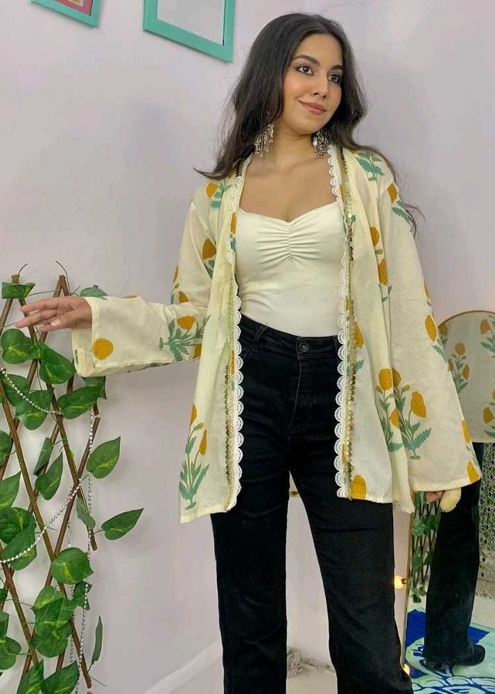 NouveauModiste Cotton printed Shrug